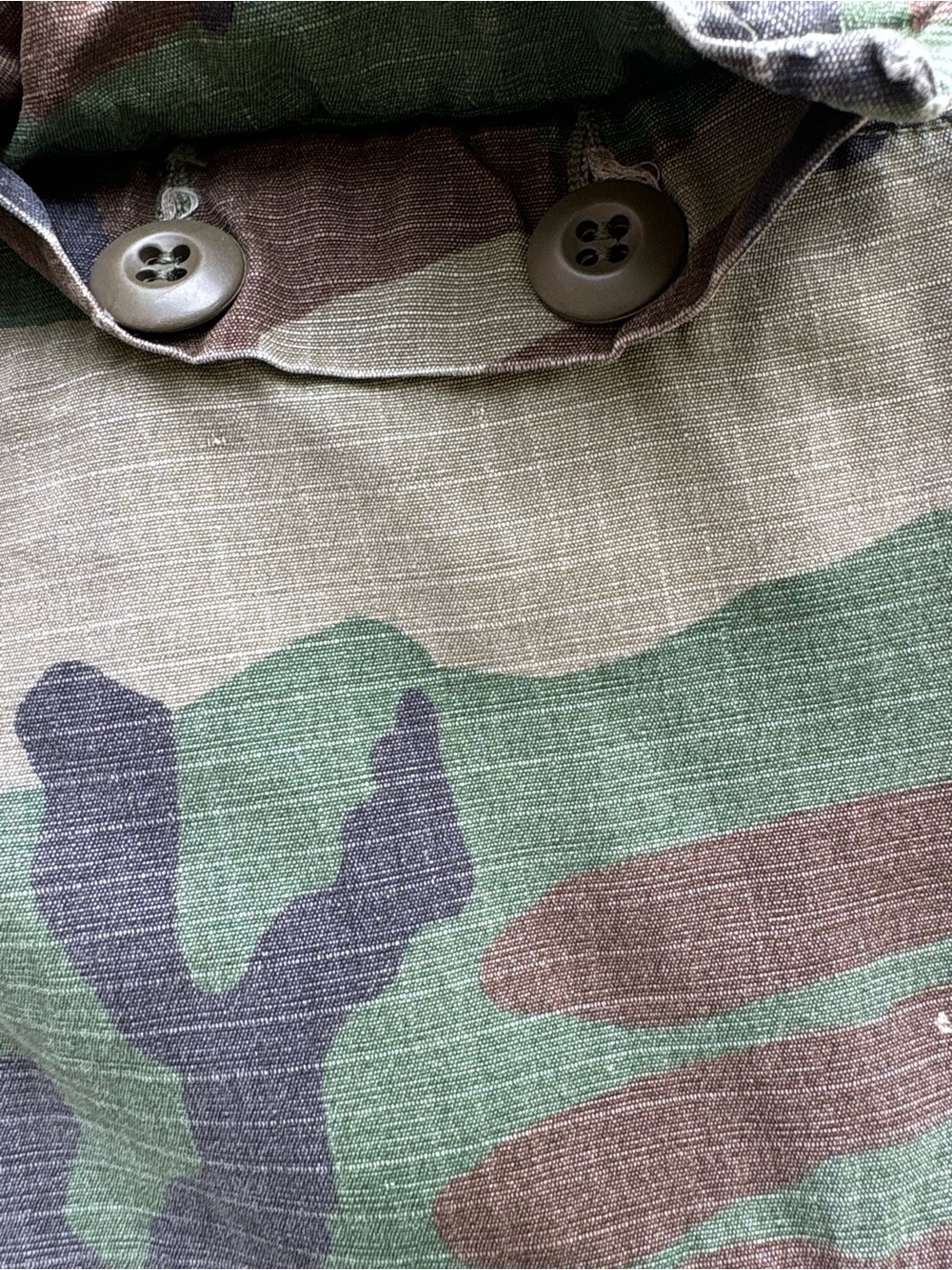Cool Camouflage Cargo Men’s Shorts - Green Camo Military Issue Cut-Offs - Picture 6 of 13